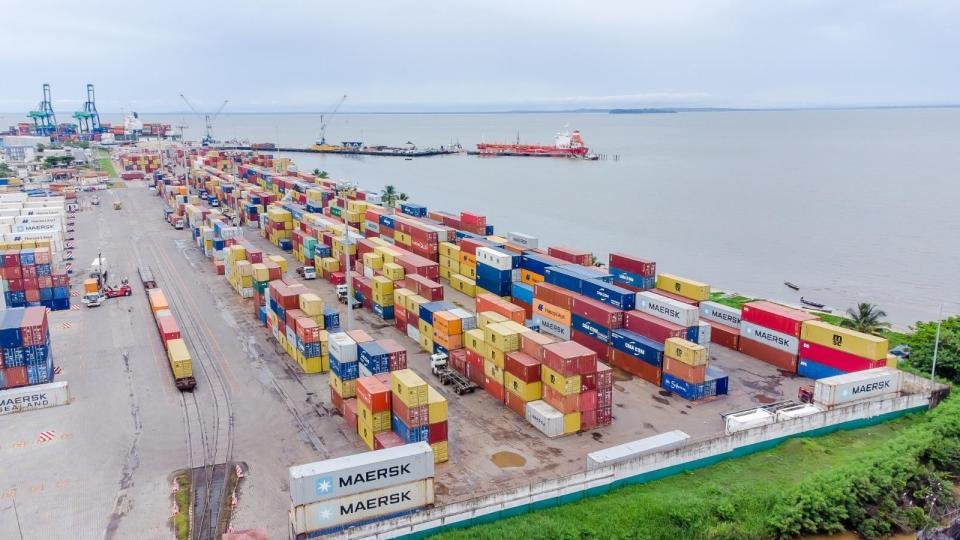 Importation automobile au Gabon : une réforme choc qui fait grincer des dents