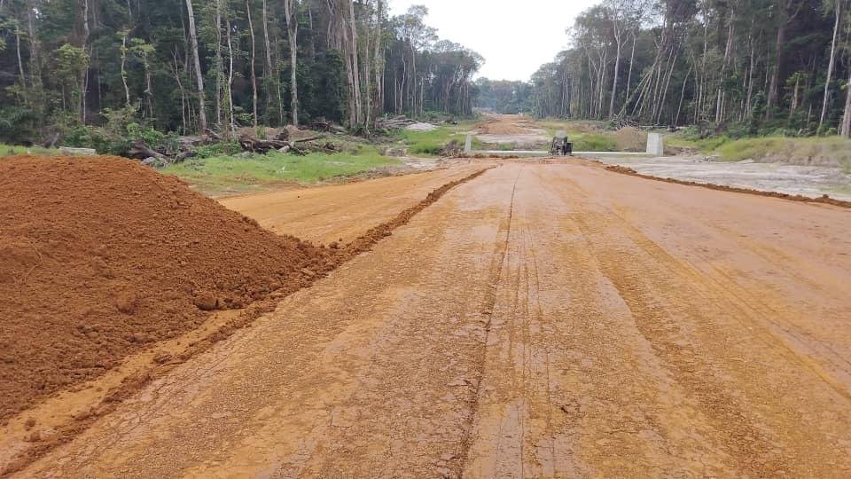Grand Chantier de la République : Oligui Nguema relance avec fermeté la route stratégique Alembe-Mikouyi