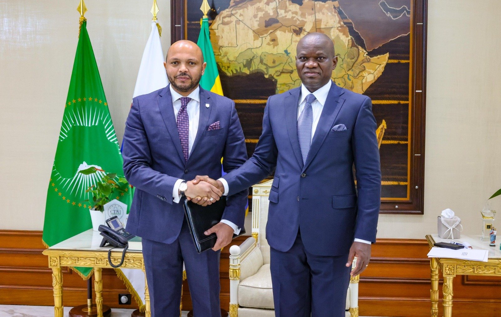 Le Gabon au cœur de la dynamique Sud-Sud : Oligui Nguema reçoit le Secrétaire général de l’OEACP
