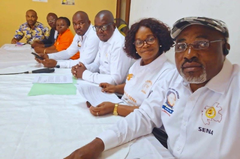 Gabon : le SENA brandit la menace d’une rentrée scolaire perturbée