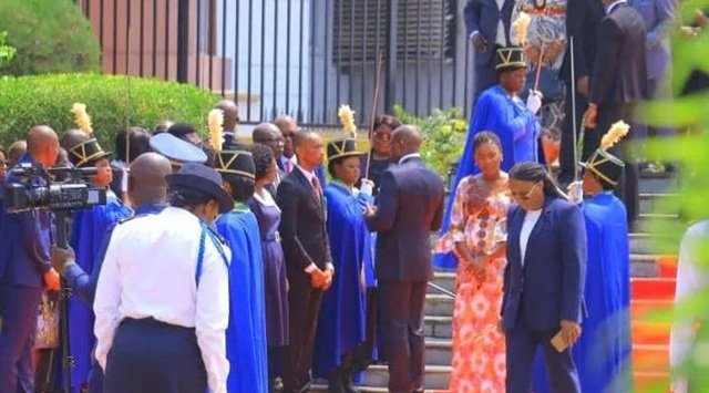 65ᵉ anniversaire de l’indépendance du Gabon :  Oligui Nguema salue la mémoire de Léon Mba