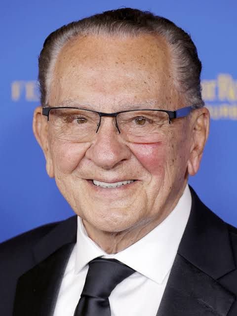 Frank Caprio (1936–2025) : L’homme de justice au grand cœur s’éteint à 88 ans