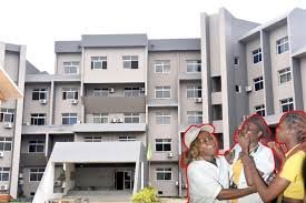 Vers une crise étudiante ? L’ANBG veut bloquer l’accès aux bacheliers des séries générales aux universités privé gabonaise.