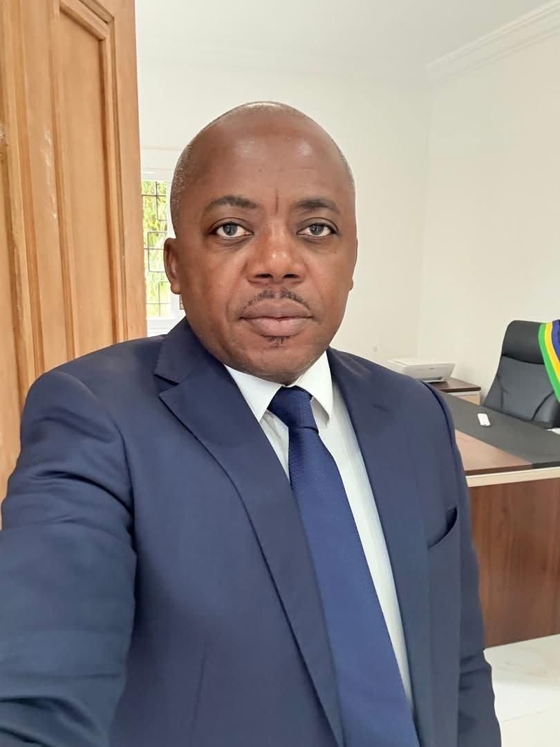 Jo Dioumy Moubassango : « Rendre normal ce qui est normal » pour honorer la 5ᵉ République