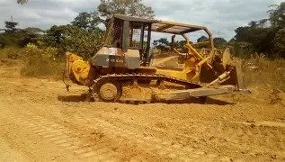 Sud du Gabon : la relance des chantiers routiers fait renaître l’espoir