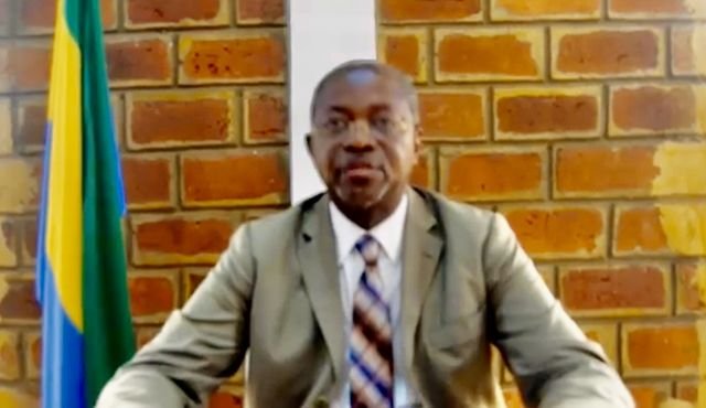 Crise post-électorale : Séraphin Moundounga monte au créneau pour défendre le processus et recadrer l’opposition