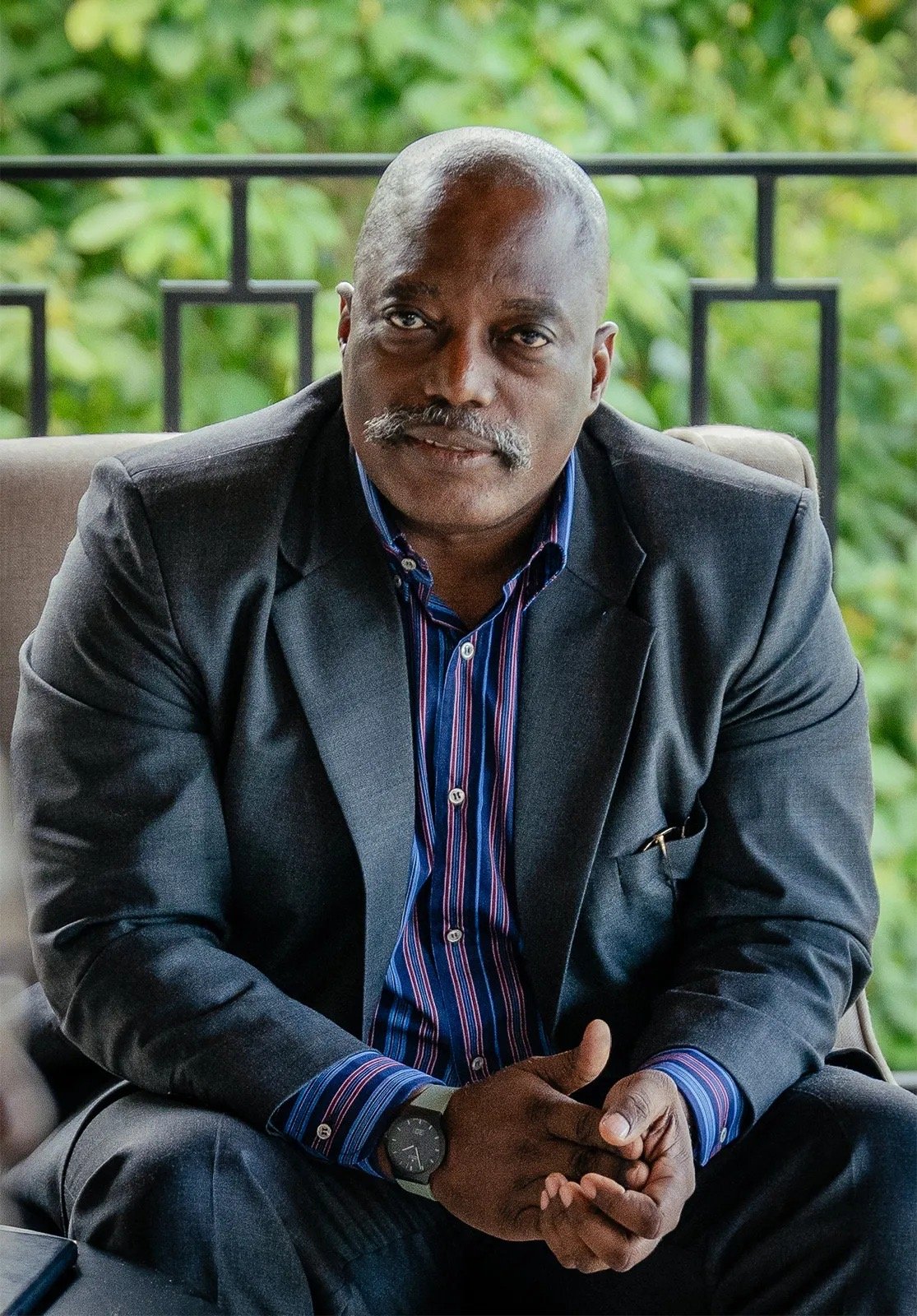  Anges Kevin NZIGOU présent la vision de la plateforme