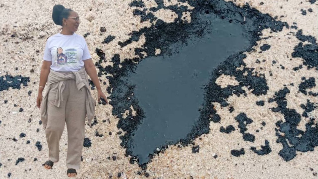 Urgence écologique : Fatima Boukandou, et d’autres lanceurs d’alerte dénoncent un désastre qui met en péril la mer et les communautés de Mayumba