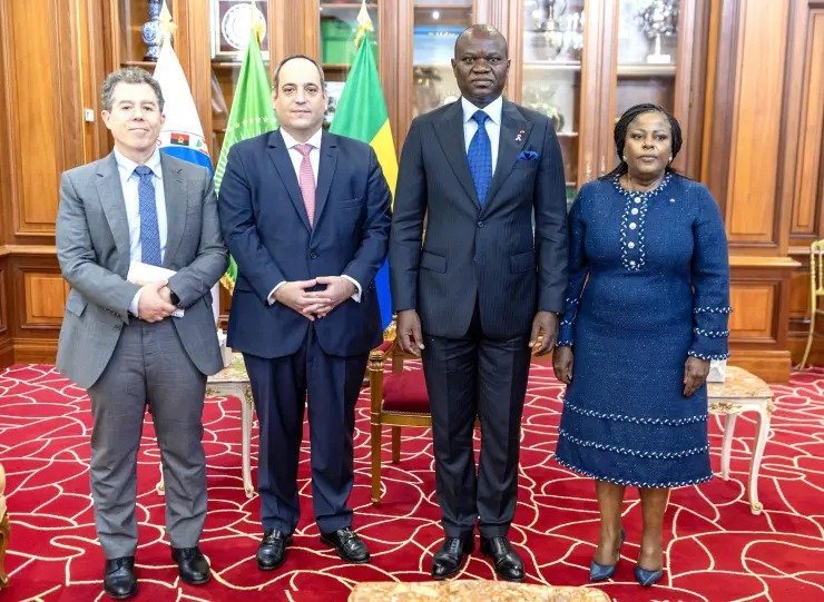  Anges Kevin NZIGOU présent la vision de la plateforme
