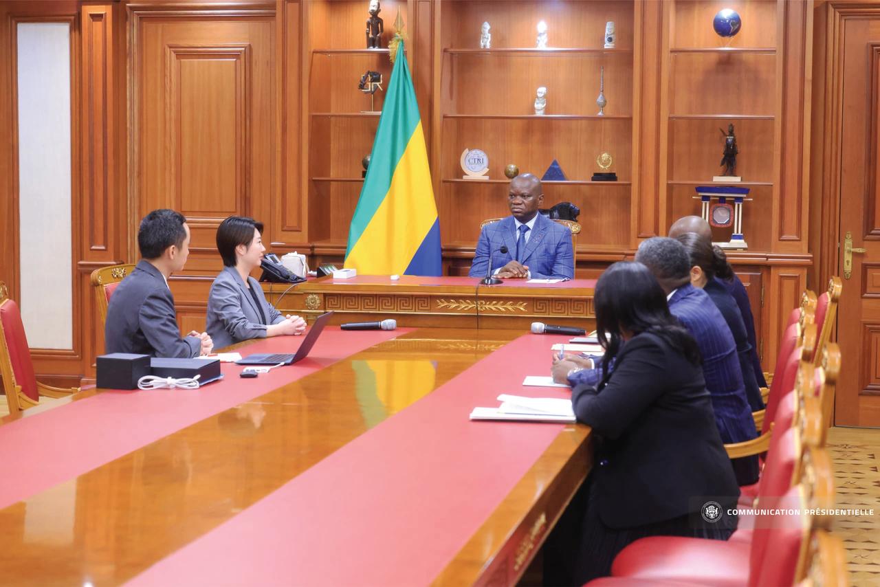 Transformation numérique du Gabon : Oligui Nguema reçoit le géant chinois Huawei