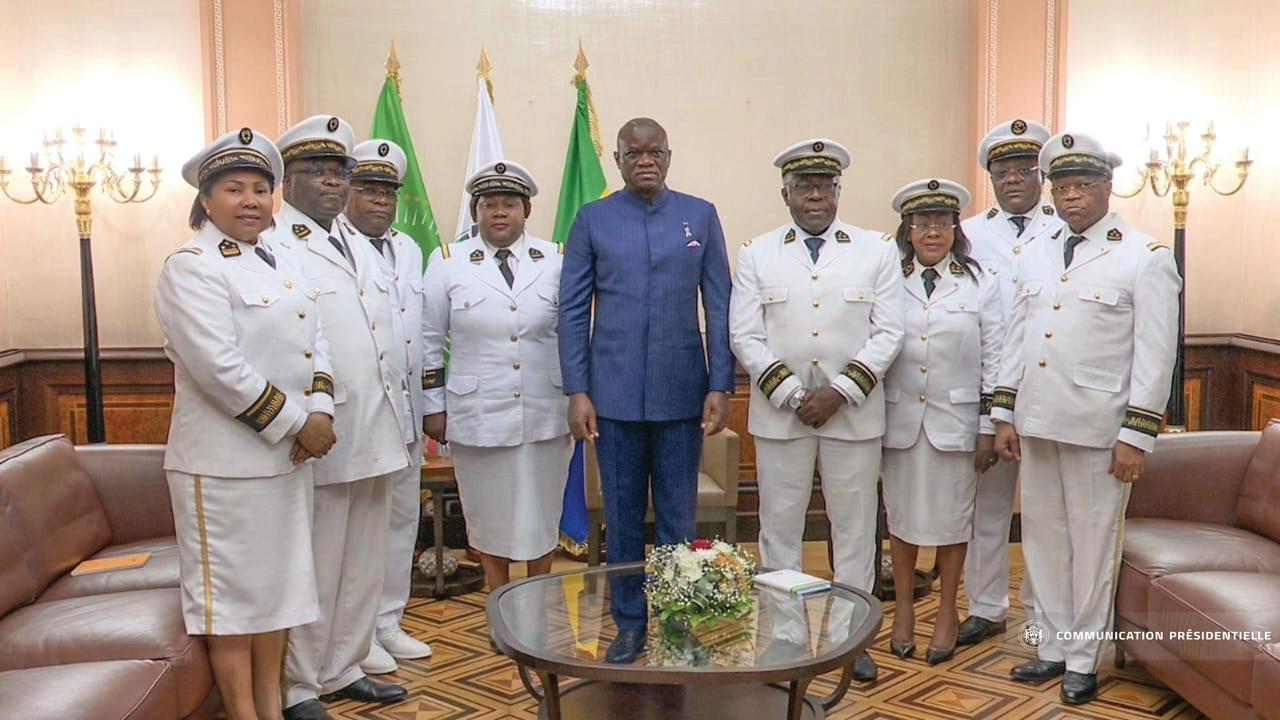 Développement territorial et bonne gouvernance : Oligui Nguema réunit les Gouverneurs des neuf provinces du Gabon