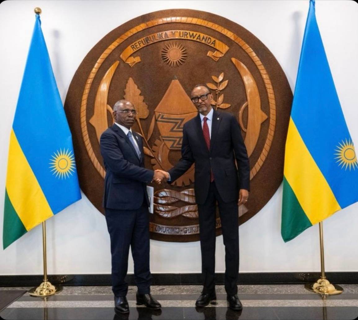 Francophonie Kigali 2025 : Paul Kagame reçoit François Ndong Obiang