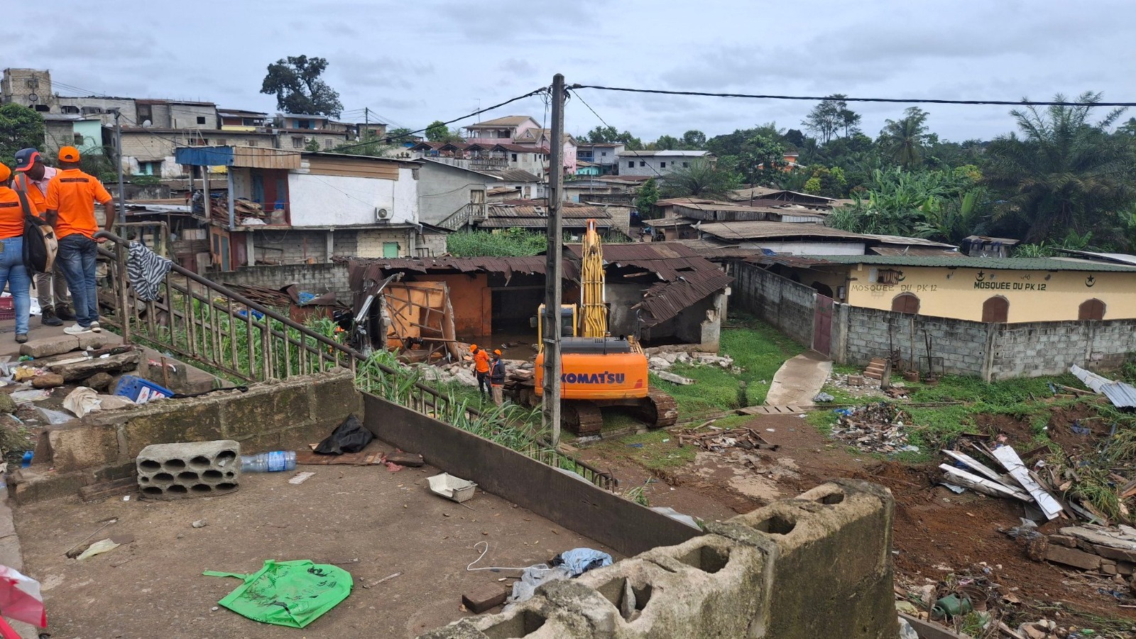 Flyover du PK 12 : début effectif de l'opération de déblayage