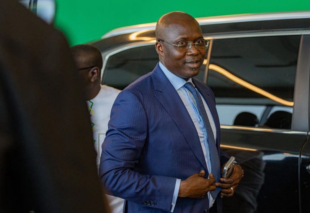 Abdoulaye Fall demande Samuel Eto’o à la place de Motsepe