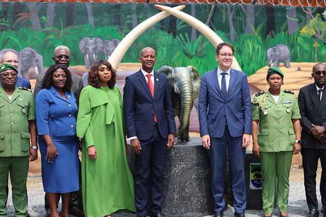  Anges Kevin NZIGOU présent la vision de la plateforme