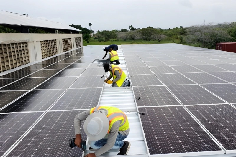 Centrale solaire de la Plaine d'Ayeme : vitrine énergétique ou promesse inachevée ?