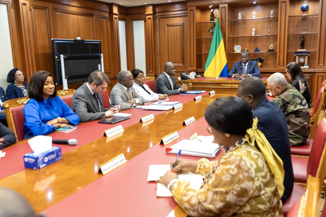  Anges Kevin NZIGOU présent la vision de la plateforme