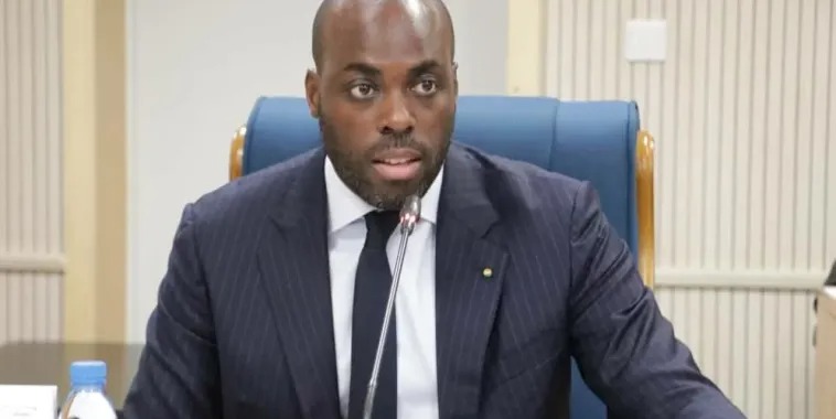  Anges Kevin NZIGOU présent la vision de la plateforme