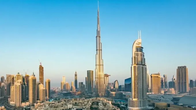  Anges Kevin NZIGOU présent la vision de la plateforme