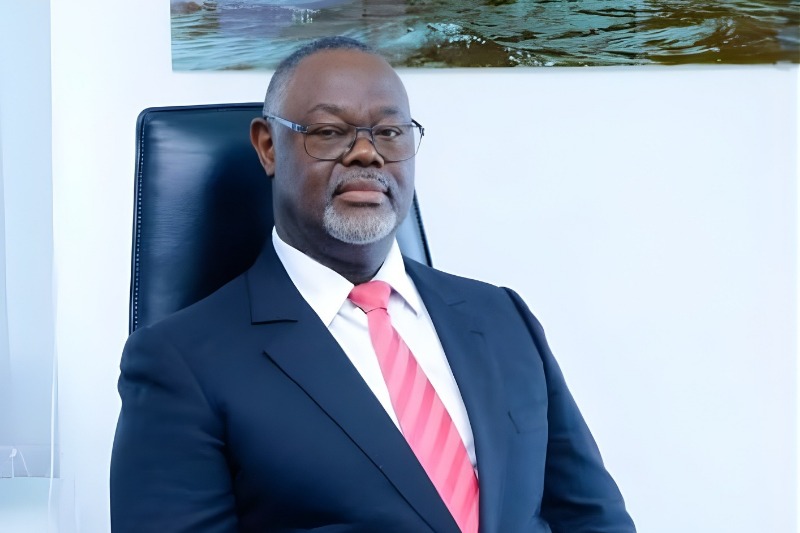  Anges Kevin NZIGOU présent la vision de la plateforme