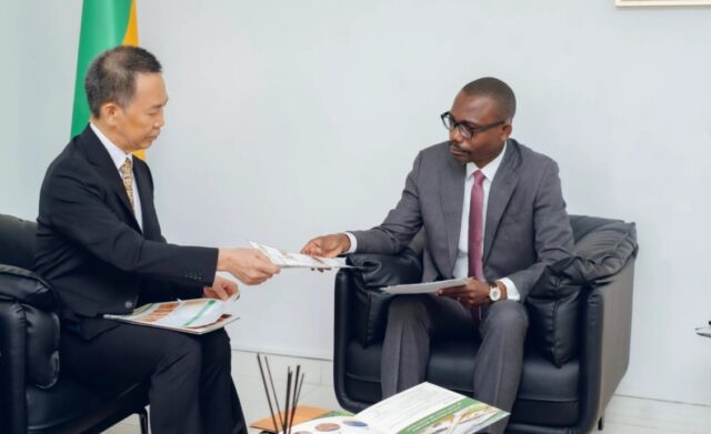 Bois et logements : le gouvernement accélère deux projets structurants