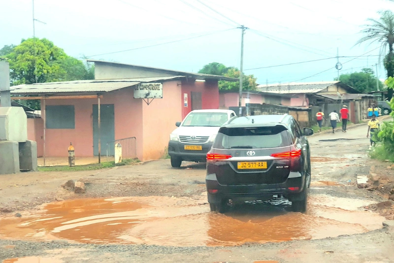 Libreville–Owendo : les routes secondaires dégradées, talon d’Achille du développement urbain