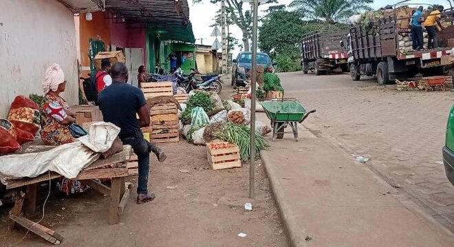 Mouila sous tension : la flambée des prix plonge les ménages dans une crise alimentaire