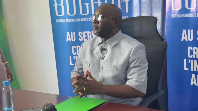  Anges Kevin NZIGOU présent la vision de la plateforme