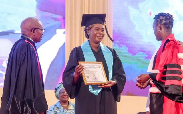 Zita Oligui Nguema honorée : une consécration pour son engagement social