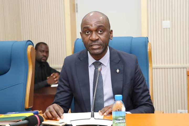  Anges Kevin NZIGOU présent la vision de la plateforme