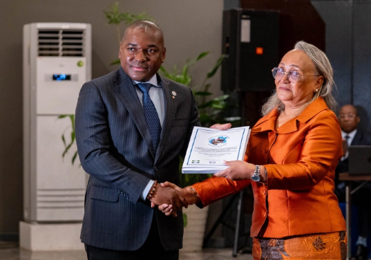  Anges Kevin NZIGOU présent la vision de la plateforme