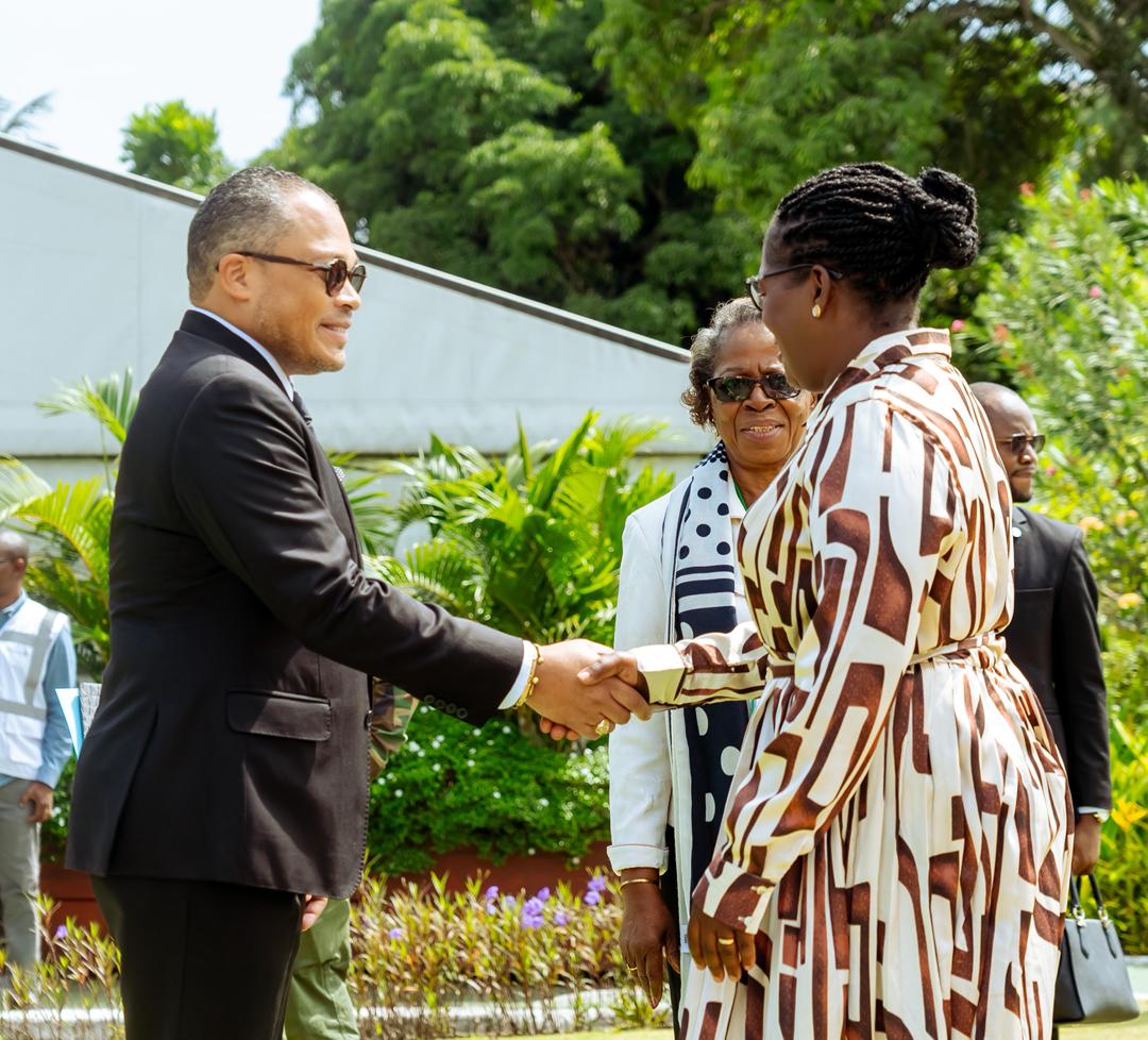  Anges Kevin NZIGOU présent la vision de la plateforme