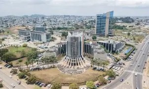  Anges Kevin NZIGOU présent la vision de la plateforme