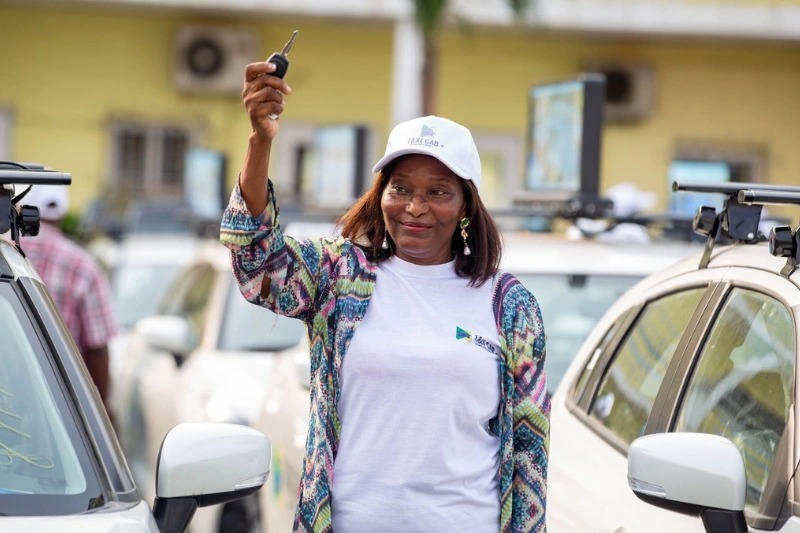  Anges Kevin NZIGOU présent la vision de la plateforme