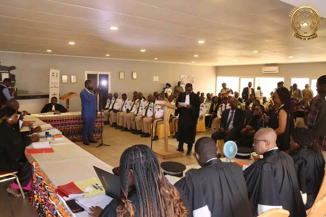  Anges Kevin NZIGOU présent la vision de la plateforme