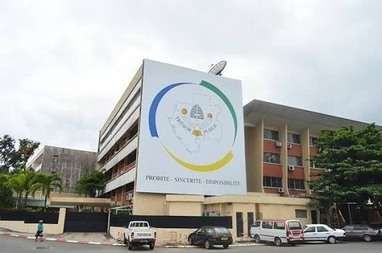  Anges Kevin NZIGOU présent la vision de la plateforme