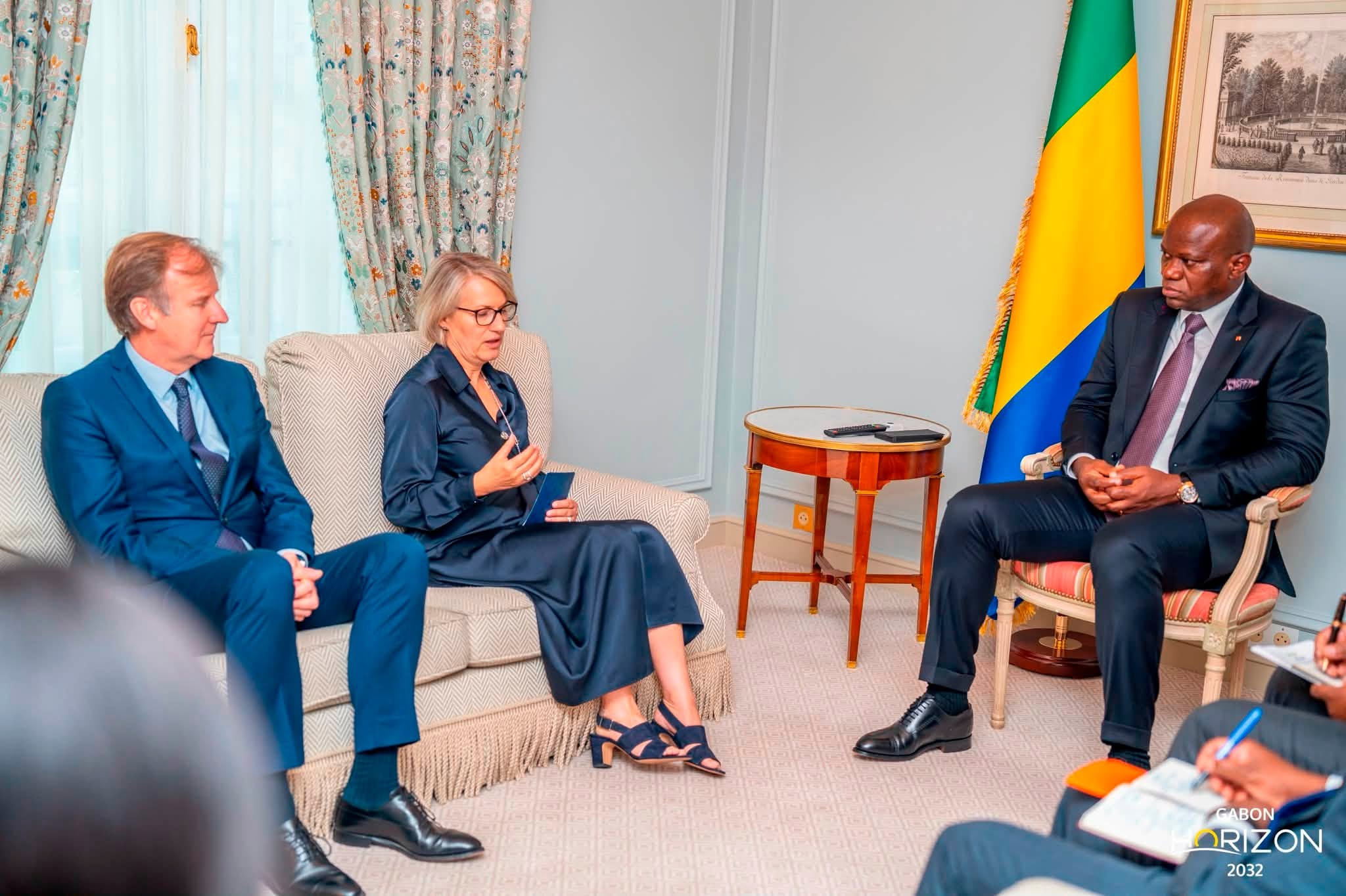  Anges Kevin NZIGOU présent la vision de la plateforme