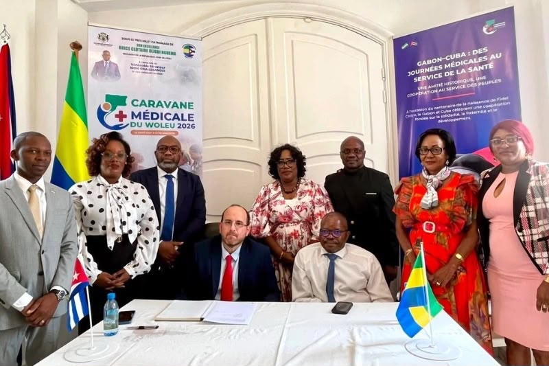  Anges Kevin NZIGOU présent la vision de la plateforme
