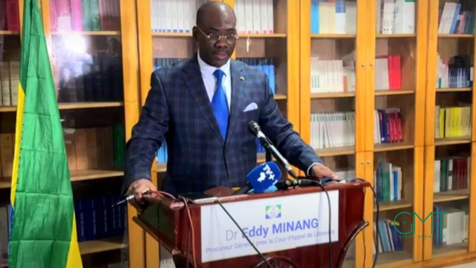 Anges Kevin NZIGOU présent la vision de la plateforme