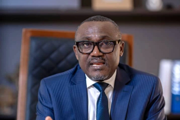 Cour des comptes : Alex Moutsiangou remplacé en pleine offensive sur les 1 700 milliards