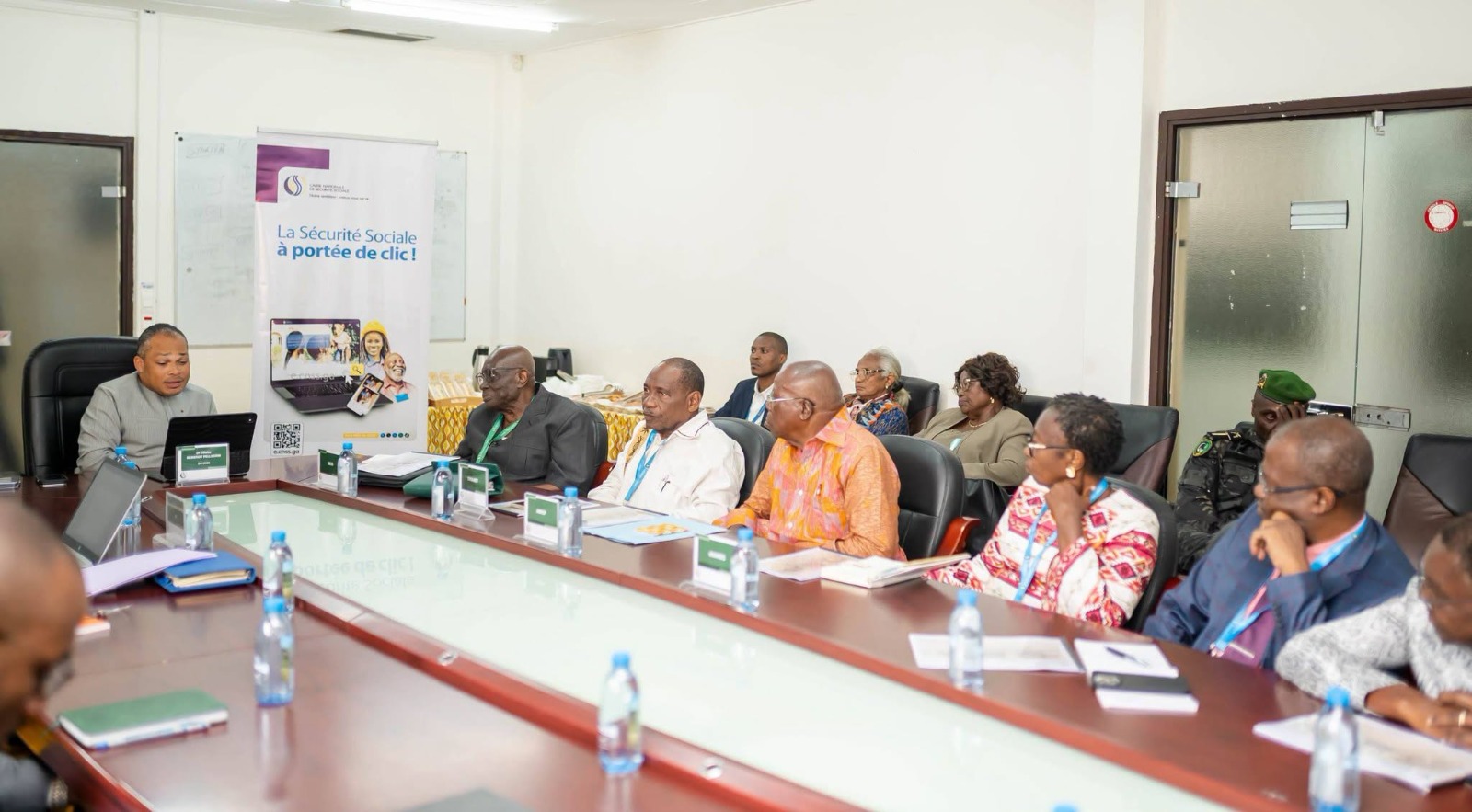  Anges Kevin NZIGOU présent la vision de la plateforme