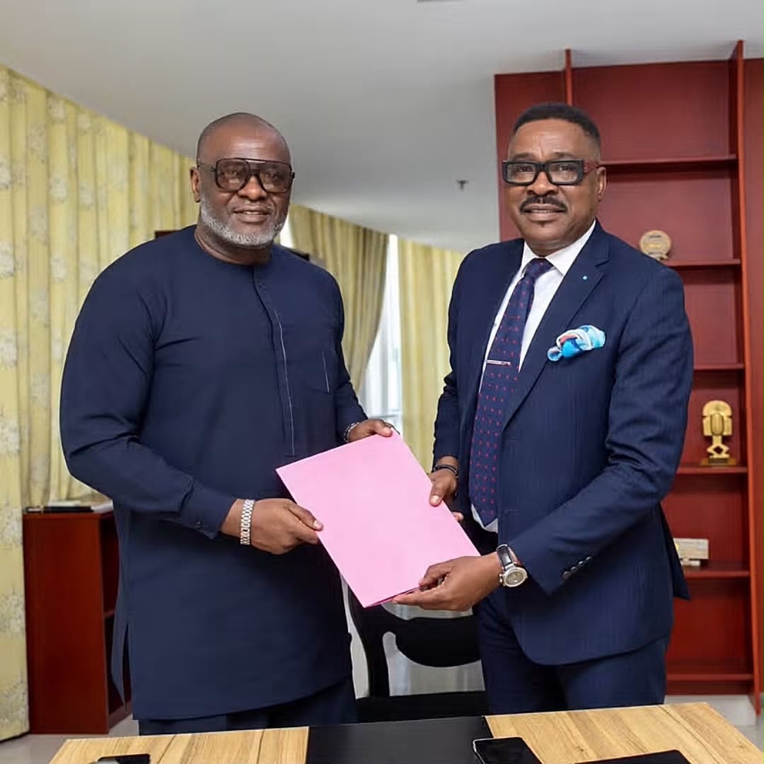 Valorisation des artistes : vers un protocole inédit entre Gabon 1ère et Franck Baponga.