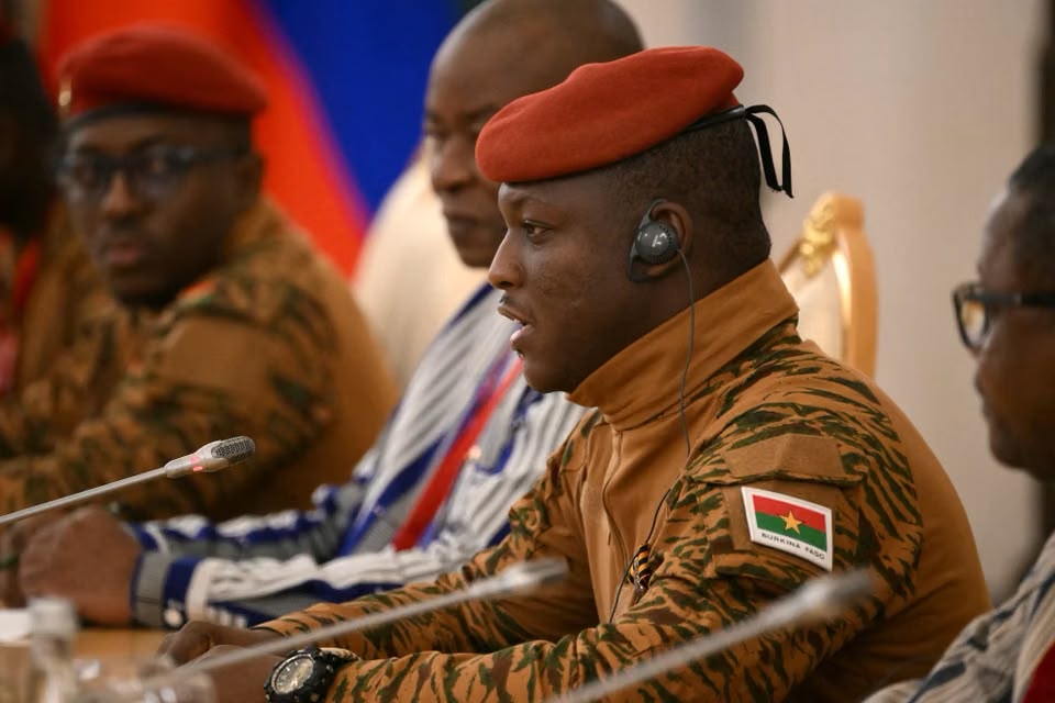 Burkina Faso : Ibrahim Traoré rétablit la peine de mort après huit ans d’abolition